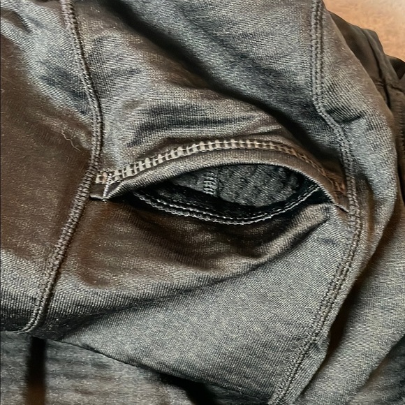 New Balance Black Hooded Athletic Shirt - Picture 8 of 11